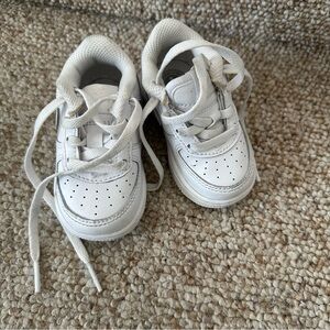 Nike Air Force 1 Low Toddler Size 4C White Athletic Shoes Sneakers DH2926-111